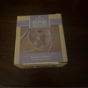 1992 Hallmark Easter Spring Ornament Promise of Easter Lamb in Heart 